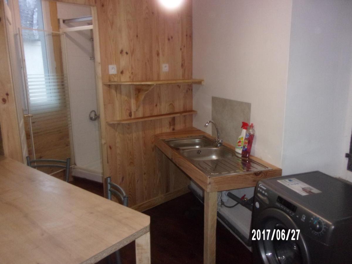 Saint-Laurent-de-Neste Logement Proche De Tout מראה חיצוני תמונה